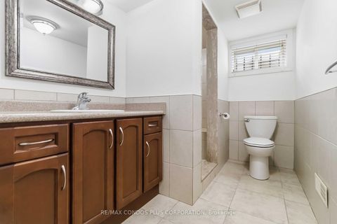 Photo 36 at 122 Wyndale Drive, Maple Leaf, Toronto