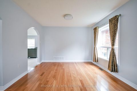 Photo 10 at 17 CROMPTON Drive, Little Lake, Barrie