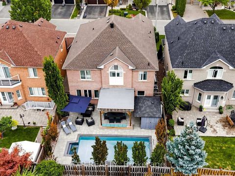 Photo 3 at 36 Calista Street, Vellore Village, Vaughan