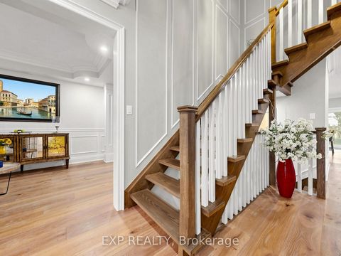 Photo 5 at 36 Calista Street, Vellore Village, Vaughan