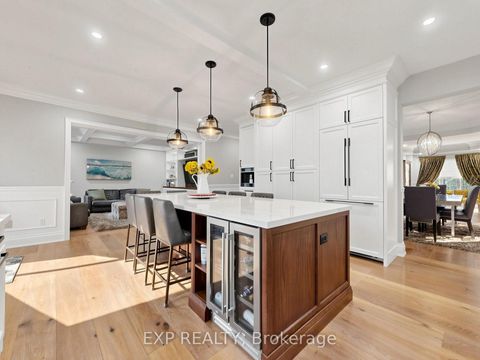 Photo 11 at 36 Calista Street, Vellore Village, Vaughan