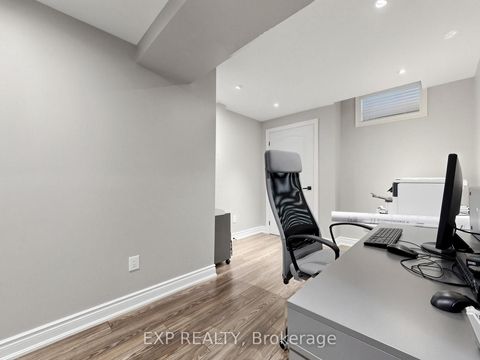 Photo 41 at 36 Calista Street, Vellore Village, Vaughan