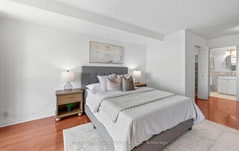 Photo 33 at 1704 - 1 Concorde Place, Don Mills, Toronto