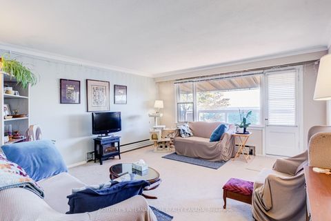Photo 5 at 407 Lake Promenade, Long Branch, Toronto