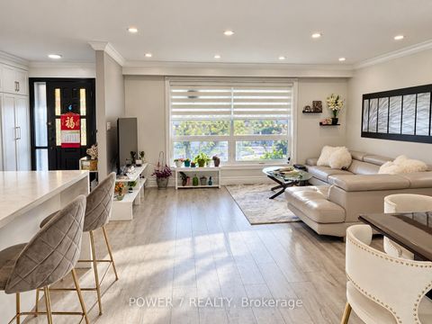 Photo 6 at 3 Brantwood Drive, Woburn, Toronto