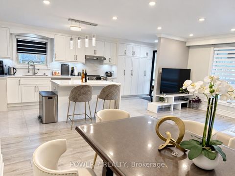 Photo 10 at 3 Brantwood Drive, Woburn, Toronto