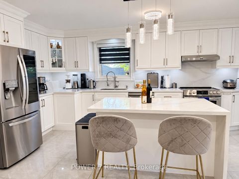 Photo 12 at 3 Brantwood Drive, Woburn, Toronto