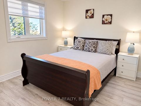 Photo 16 at 3 Brantwood Drive, Woburn, Toronto