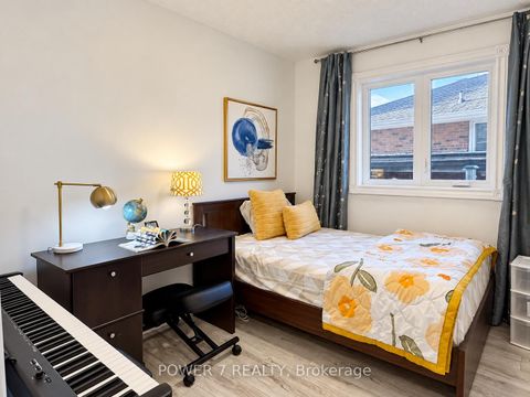 Photo 17 at 3 Brantwood Drive, Woburn, Toronto