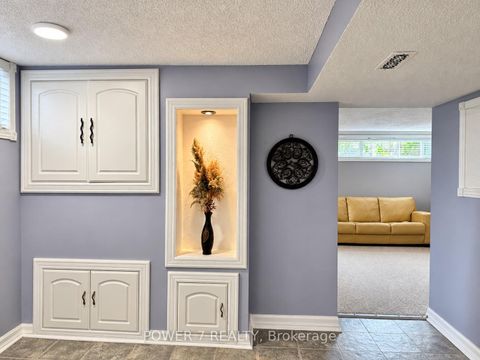 Photo 22 at 3 Brantwood Drive, Woburn, Toronto
