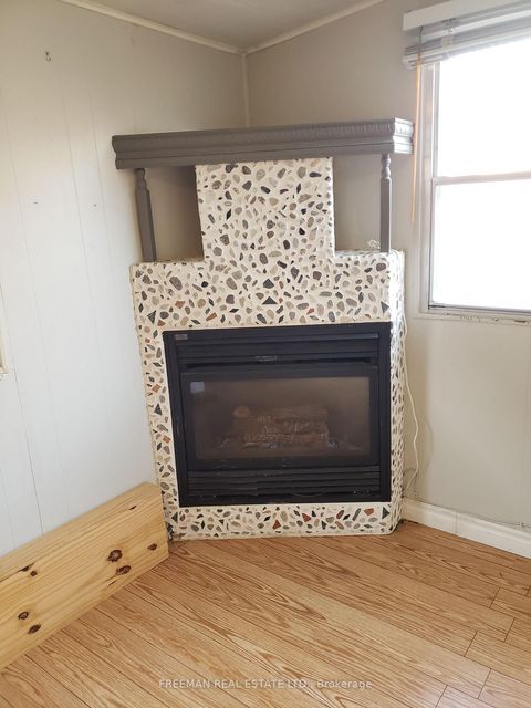 Photo 11 at 203 Fairview Avenue, Junction Area, Toronto