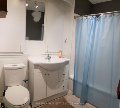 Photo 12 at 203 Fairview Avenue, Junction Area, Toronto