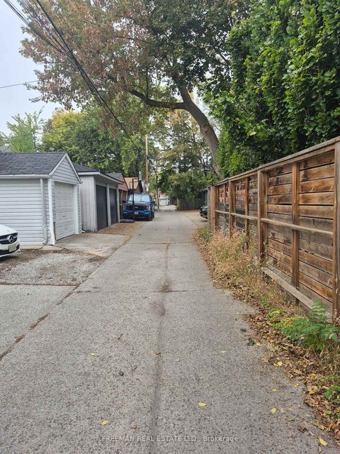 Photo 30 at 203 Fairview Avenue, Junction Area, Toronto
