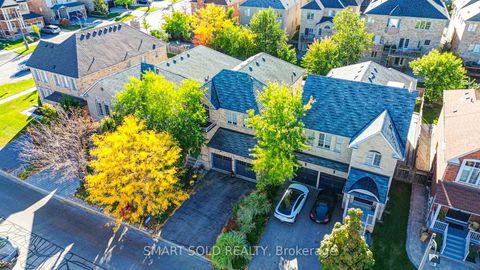 Photo 1 at 14 Giordano Way, Patterson, Vaughan