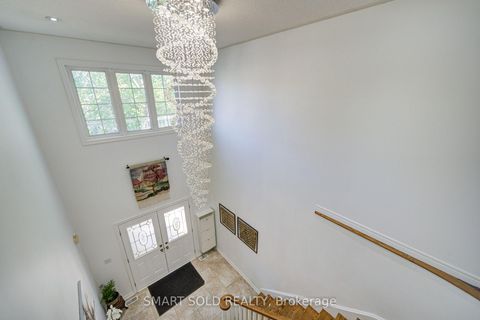 Photo 6 at 14 Giordano Way, Patterson, Vaughan