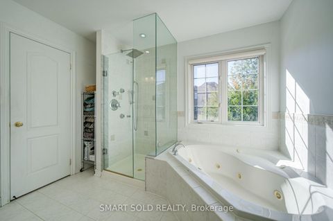 Photo 26 at 14 Giordano Way, Patterson, Vaughan