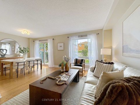 Photo 2 at 58 Danjohn Crescent, Agincourt North, Toronto