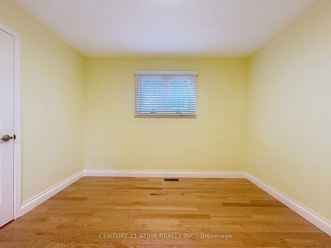 Photo 8 at 58 Danjohn Crescent, Agincourt North, Toronto