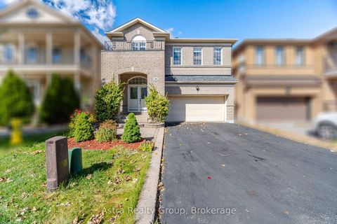 Photo 1 at 14 Daiseyfield Crescent, Vellore Village, Vaughan