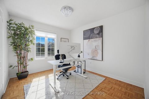 Photo 26 at 14 Daiseyfield Crescent, Vellore Village, Vaughan