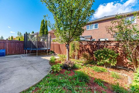 Photo 43 at 14 Daiseyfield Crescent, Vellore Village, Vaughan