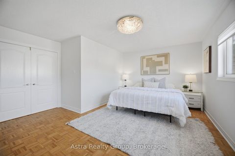 Photo 46 at 14 Daiseyfield Crescent, Vellore Village, Vaughan