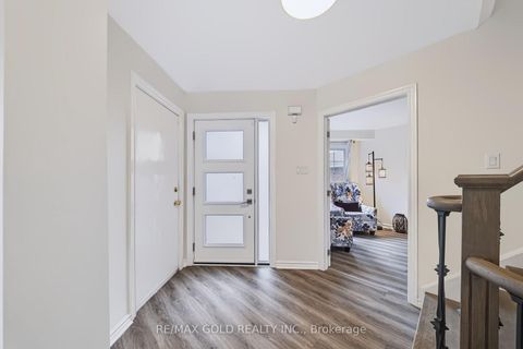Photo 3 at 43 Golden Meadow Road, Bayshore, Barrie