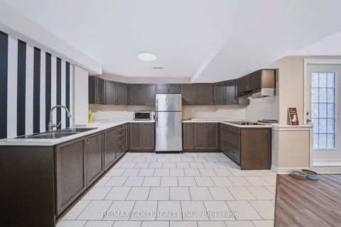 Photo 35 at 43 Golden Meadow Road, Bayshore, Barrie