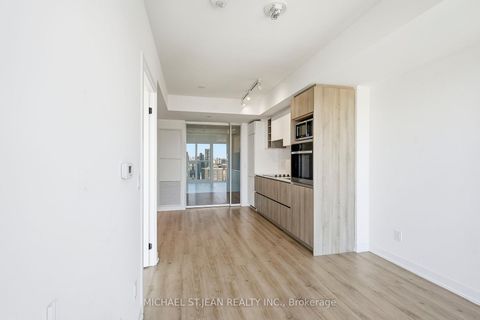 Photo 12 at 4807 - 319 Jarvis Street, Moss Park, Toronto
