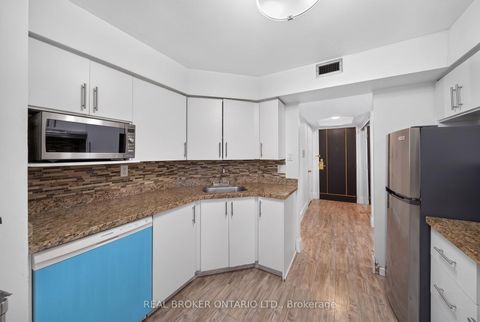 Photo 10 at 312 - 5795 Yonge Street, Newtonbrook East, Toronto