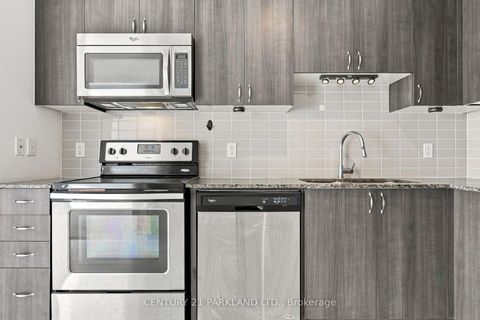 Photo 5 at 707 - 68 Merton Street, Mount Pleasant West, Toronto