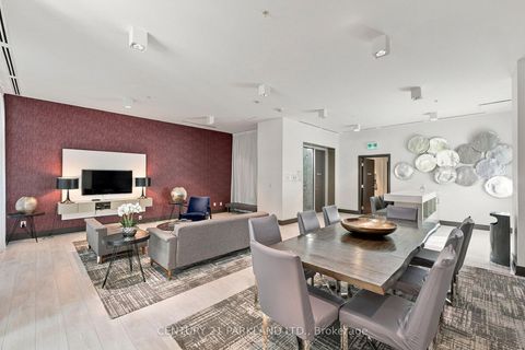 Photo 9 at 707 - 68 Merton Street, Mount Pleasant West, Toronto