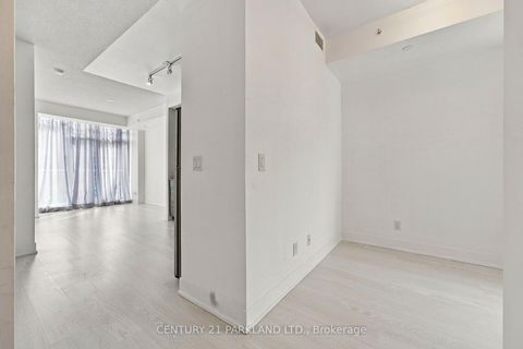 Photo 11 at 707 - 68 Merton Street, Mount Pleasant West, Toronto
