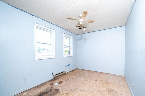 Photo 16 at 341 Hickling Trail, Grove East, Barrie