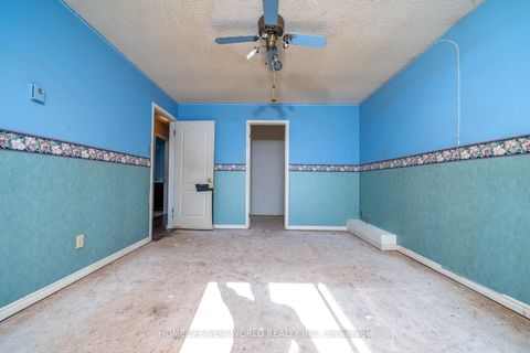 Photo 20 at 341 Hickling Trail, Grove East, Barrie