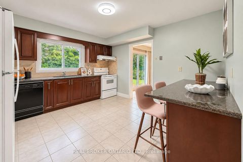 Photo 9 at 89 Bushmills Square, Agincourt North, Toronto