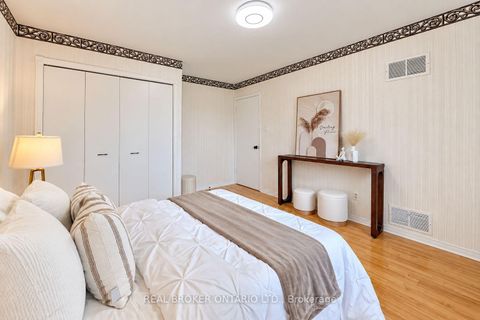 Photo 20 at 89 Bushmills Square, Agincourt North, Toronto