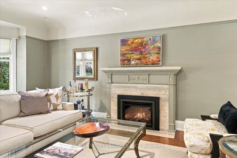 Photo 10 at 17 King Georges Road, Kingsway South, Toronto