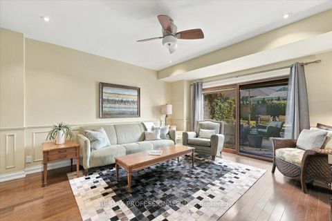 Photo 13 at 17 King Georges Road, Kingsway South, Toronto