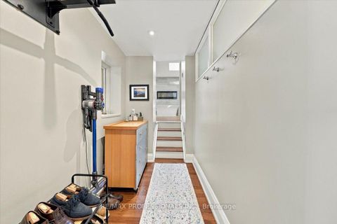 Photo 25 at 17 King Georges Road, Kingsway South, Toronto