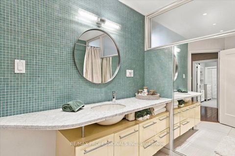 Photo 30 at 17 King Georges Road, Kingsway South, Toronto