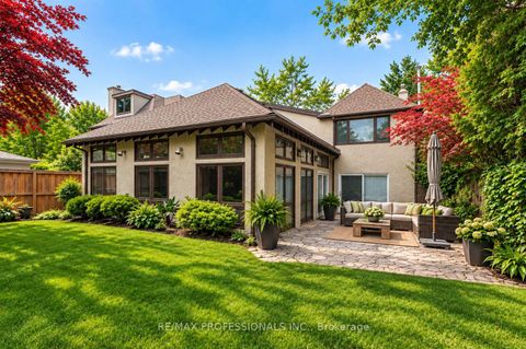 Photo 42 at 17 King Georges Road, Kingsway South, Toronto