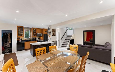 Photo 2 at 50 South Kingsway, Swansea, Toronto