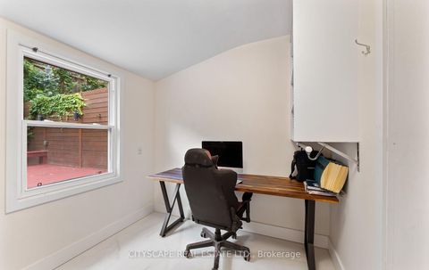 Photo 11 at 50 South Kingsway, Swansea, Toronto