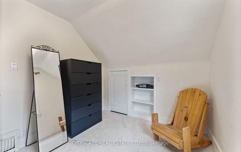 Photo 14 at 50 South Kingsway, Swansea, Toronto