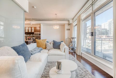 Photo 13 at 411 - 66 Portland Street, Waterfront Communities C1, Toronto