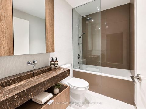 Photo 9 at 2006 - 11 Yorkville Avenue, Annex, Toronto