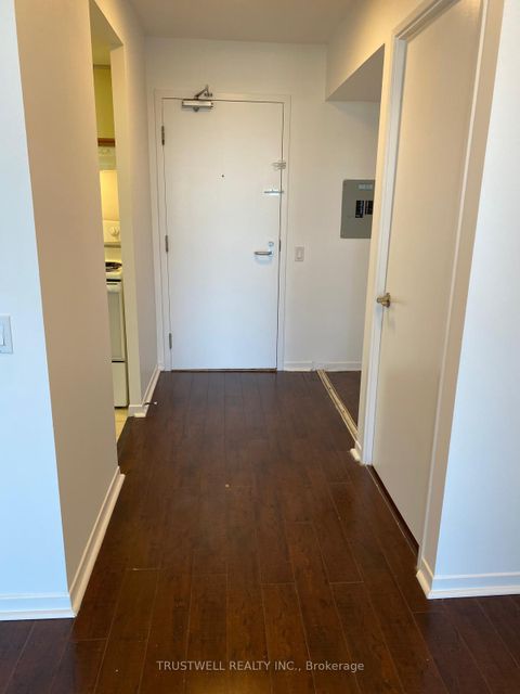 Photo 6 at 1107 - 21 Overlea Boulevard, Thorncliffe Park, Toronto