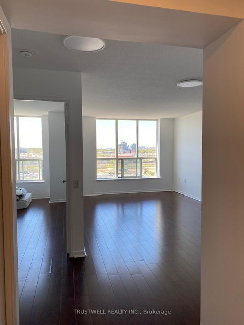 Photo 8 at 1107 - 21 Overlea Boulevard, Thorncliffe Park, Toronto