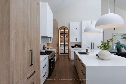 Photo 17 at 15600 Dufferin Street, Rural King, King